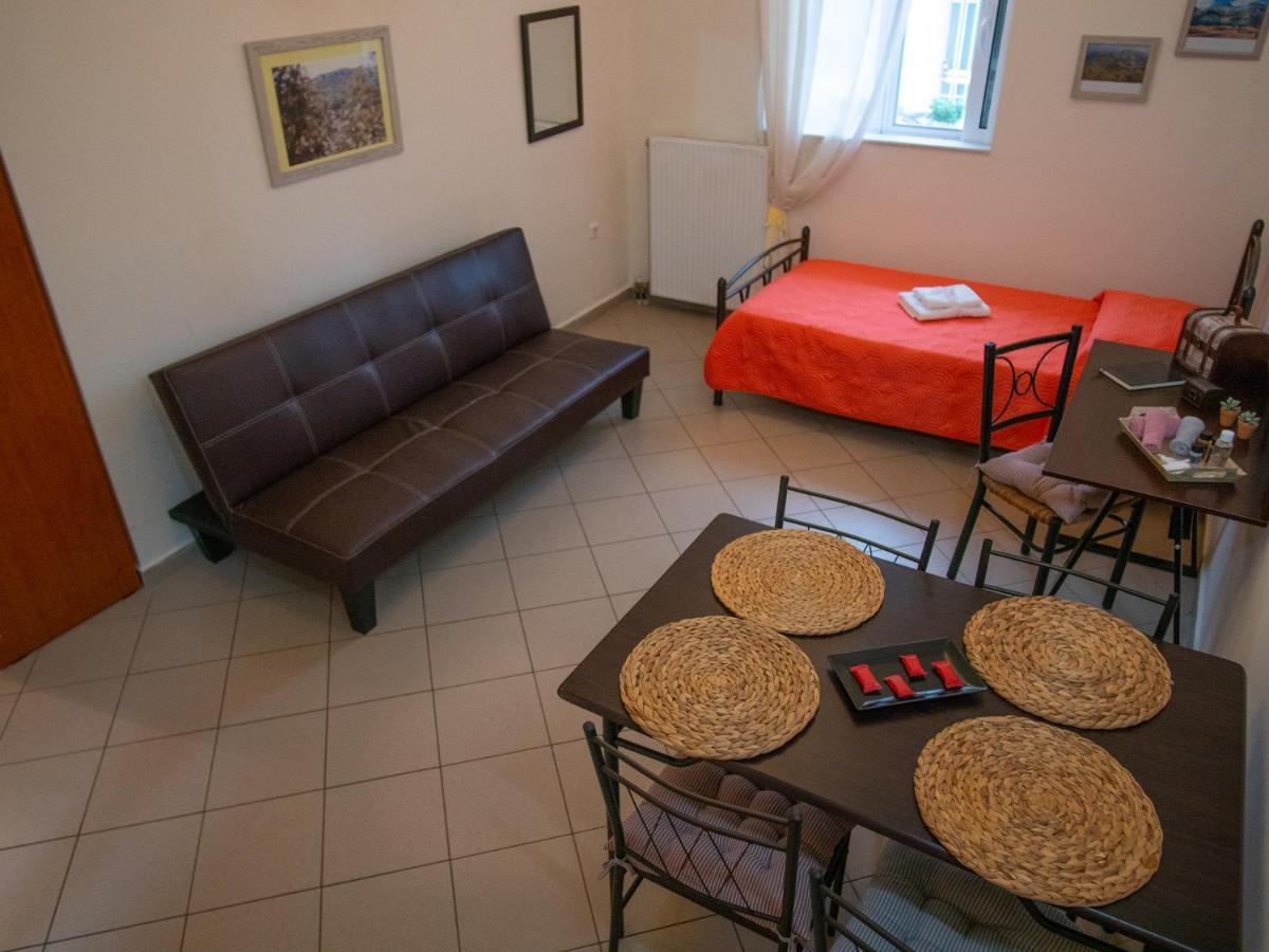Helen - The Spartan Home Luaran gambar